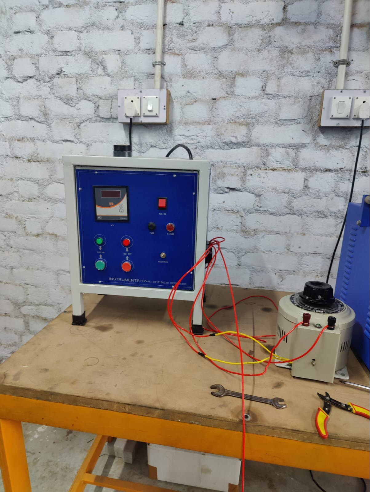 oil-breakdown-voltage-tester
